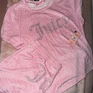 Juicy Couture Pink Leopard-Print Short Pajama Set with Crystal Logo